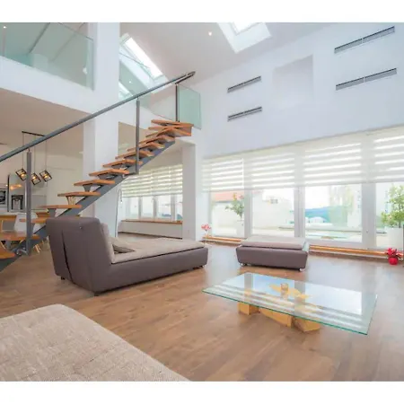 White Dream Apartment *