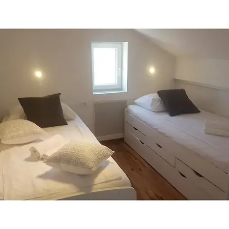 White Dream Apartment *
