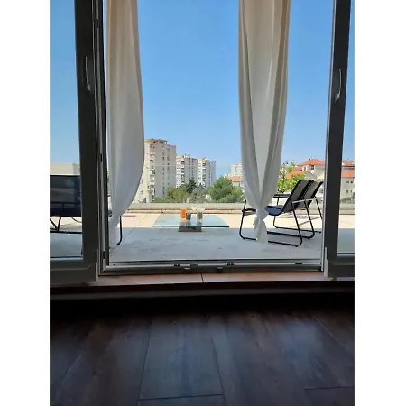Apartment White Dream *